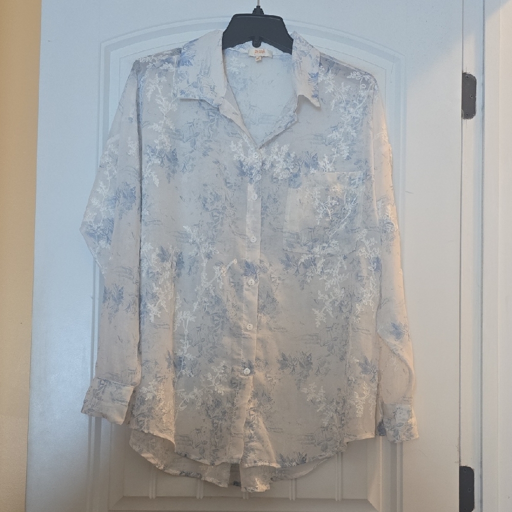 Women's Floral Casual Shirt in Blue and White